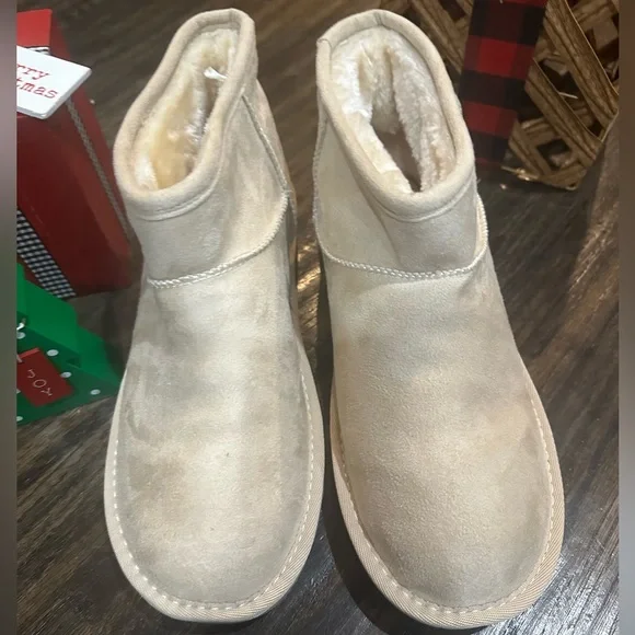 Arizona Jean Company Winter Booties Woman’s Size 8 - Picture 2 of 8